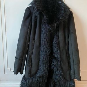 Women’s Faux Fur Trimmed Coat